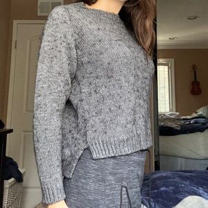grey knit sweater